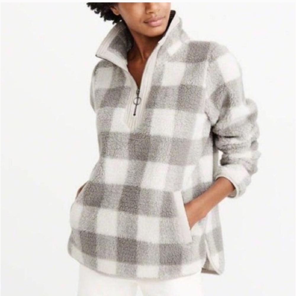Abercrombie White and Gray Check Quarterzip